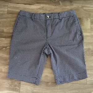 L.L. Bean Favorite Fit Women’s shorts size 6